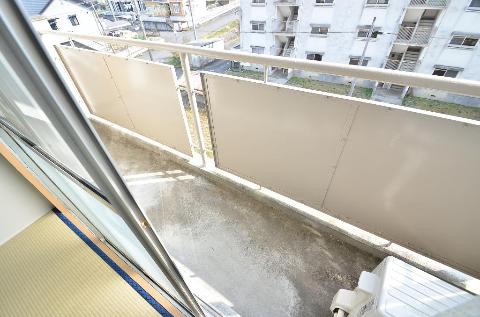 バルコニー　ベランダ（イメージ）