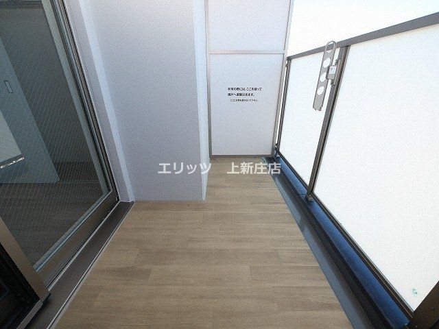 バルコニー　バルコニー