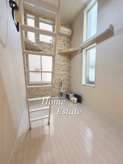 居室・リビング　同仕様