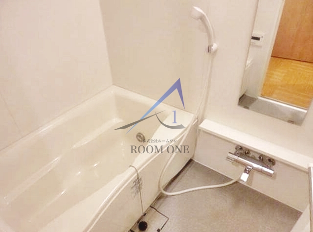 バス・シャワールーム　お風呂です。