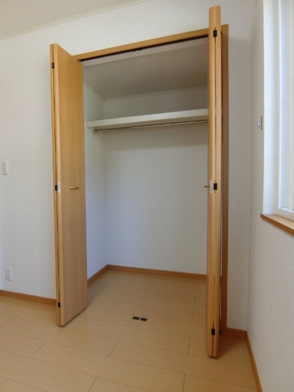 収納　図面と現状に相違がある場合には現状を優先