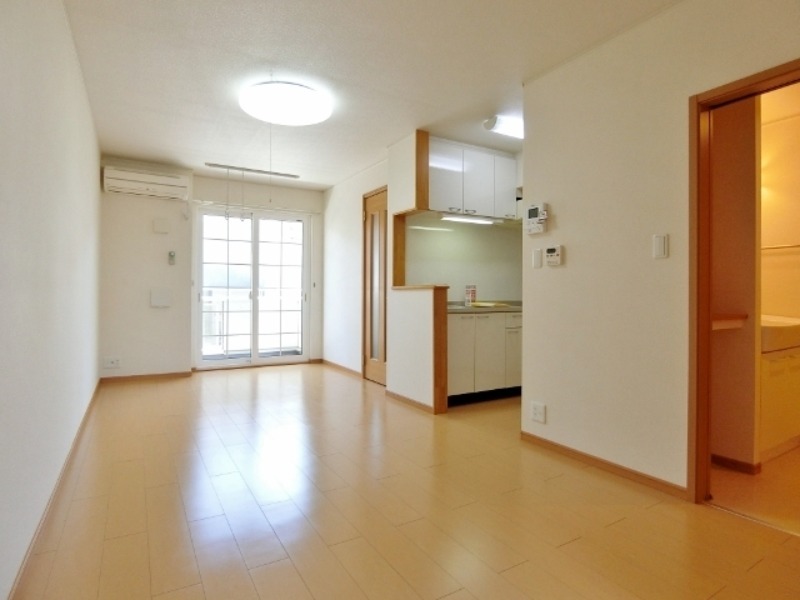 居室・リビング　図面と現状に相違がある場合には現状を優先