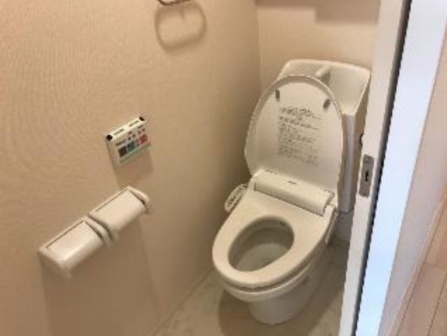 トイレ　トイレ
