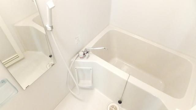 バス・シャワールーム　バスルーム