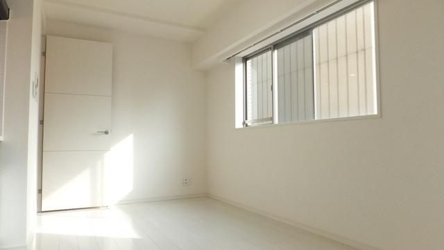 その他部屋・スペース　明るいとーんのフローリング