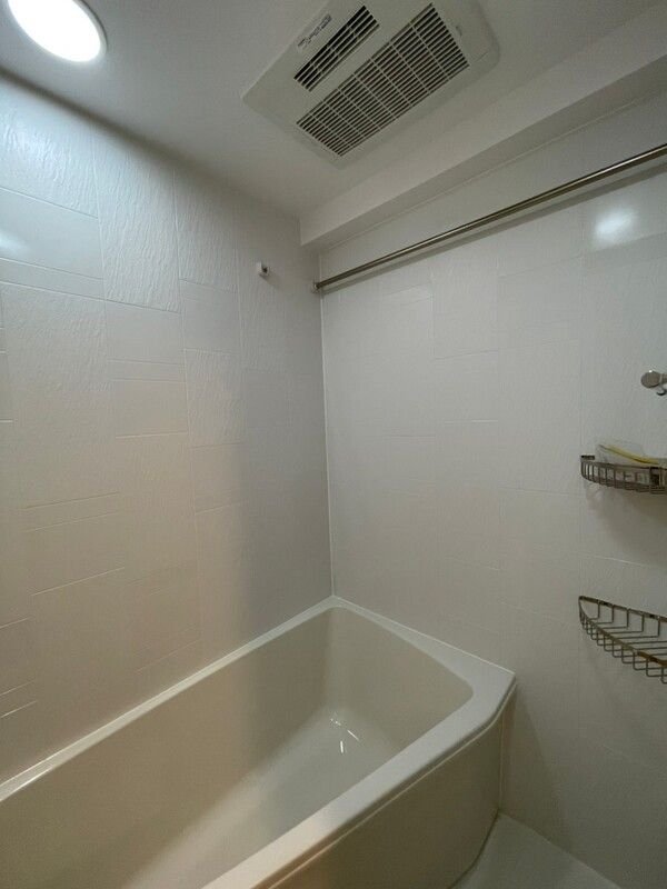 バス・シャワールーム　風呂