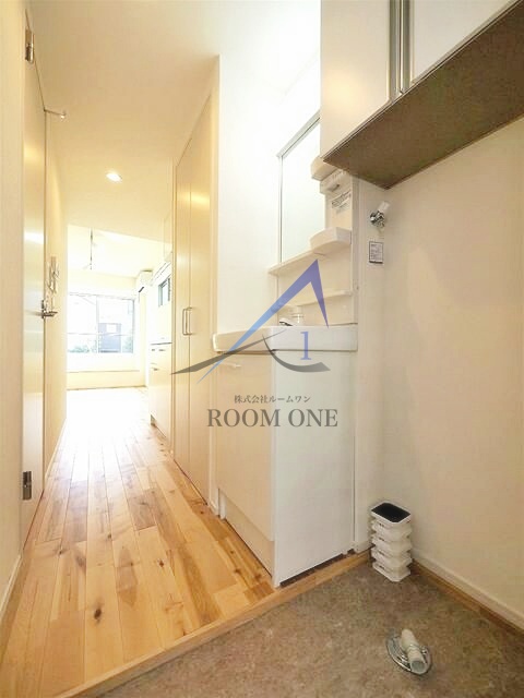 洗面設備　洗面台です。