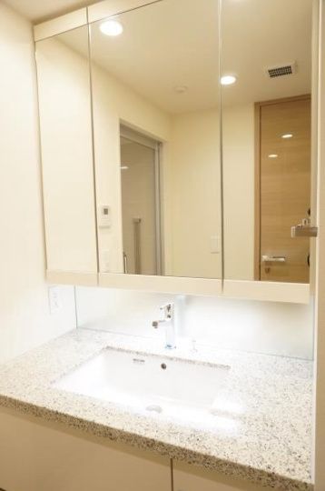 洗面設備　☆嬉しい独立洗面台☆