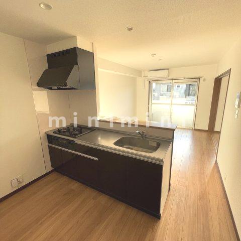 居室・リビング　※写真は別号室のものですので現状優先とさせていただきます