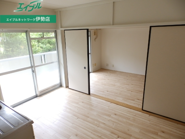 居室・リビング　別部屋同タイプ