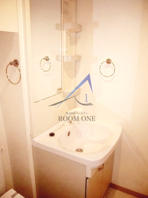 洗面設備　洗面台です。