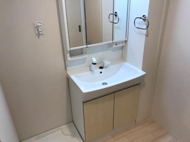 洗面設備　洗髪洗面化粧台