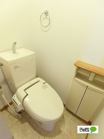 トイレ　ウォッシュレット付き
