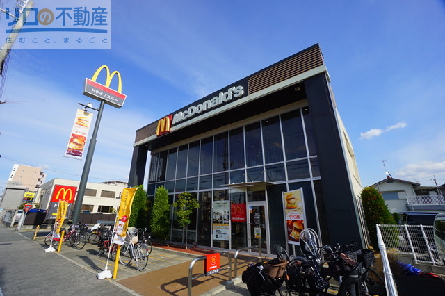 飲食店　マクドナルド伊丹南本町店（飲食店）まで438m