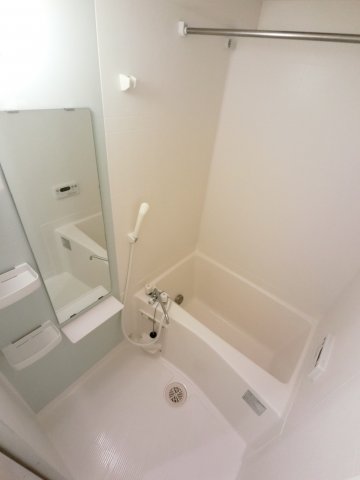 バス・シャワールーム　☆浴室乾燥機付き☆
