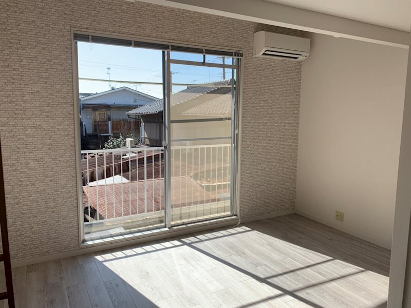 居室・リビング　別号室・参考写真（実際のお部屋とは異なります）