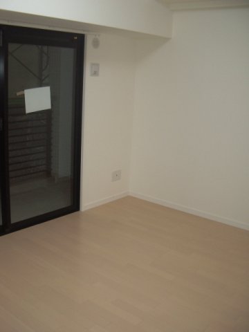 眺望　ゆったり過ごせる居間です