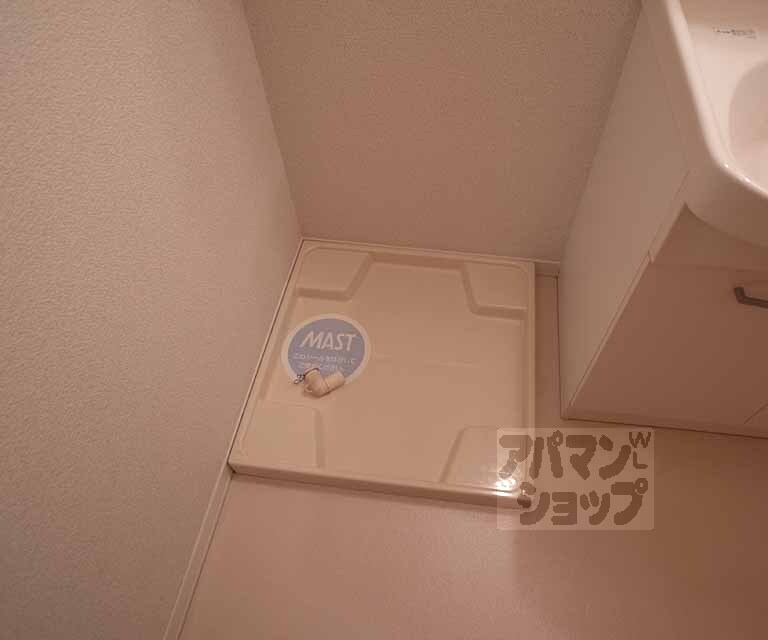 その他設備　室内に洗濯機置き場完備！