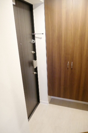 玄関　☆シューズボックス付き玄関スペース☆