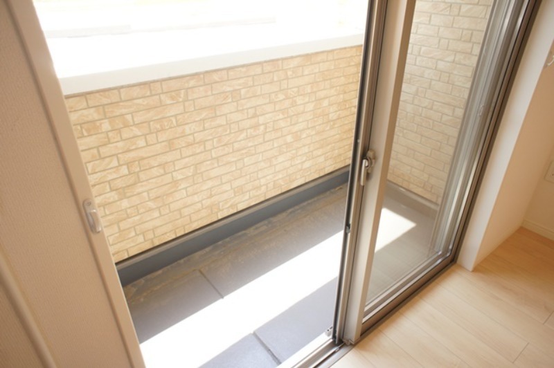 バルコニー　図面と現状に相違がある場合には現状を優先