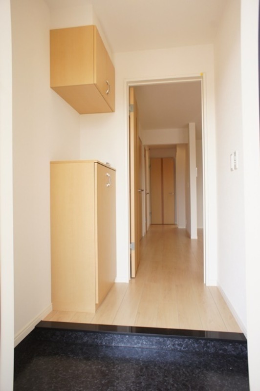 玄関　図面と現状に相違がある場合には現状を優先