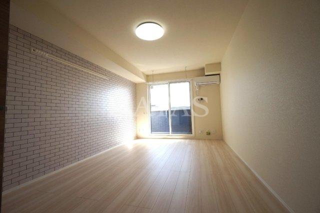 居室・リビング　同物件別部屋のお写真です※現況優先