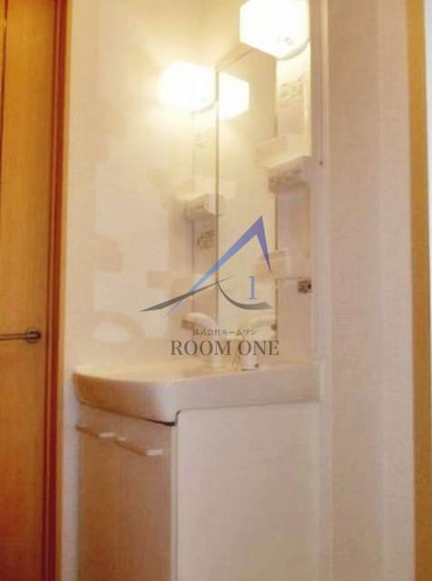 洗面設備　洗面台です。