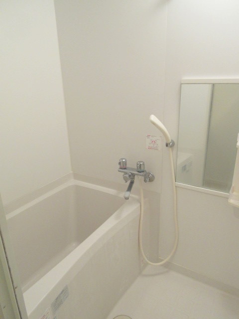バス・シャワールーム　きれいなお風呂です