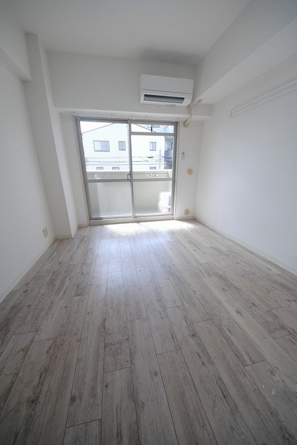 居室・リビング　写真は２２０号室