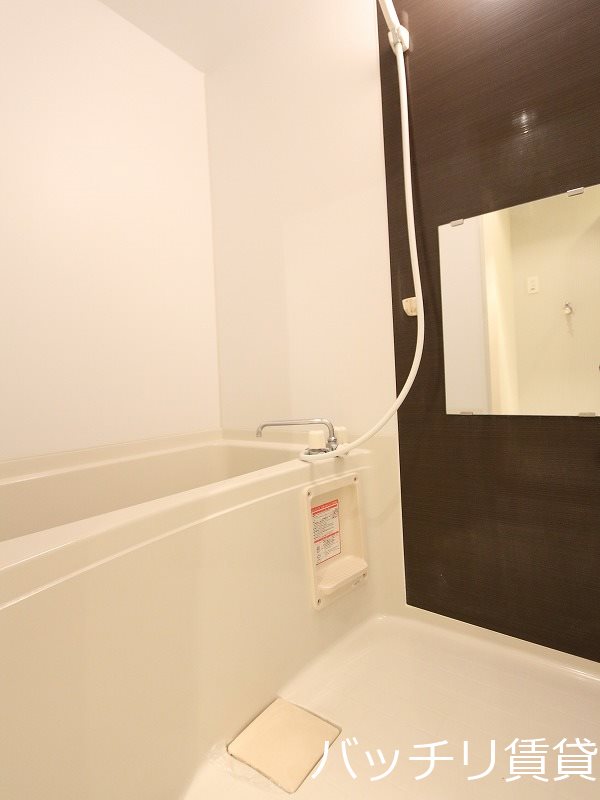 バス・シャワールーム　同型イメージの為、現状を優先致します
