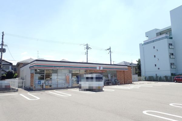 コンビニ　セブンイレブン堺浜寺諏訪森町店（コンビニ）まで500m