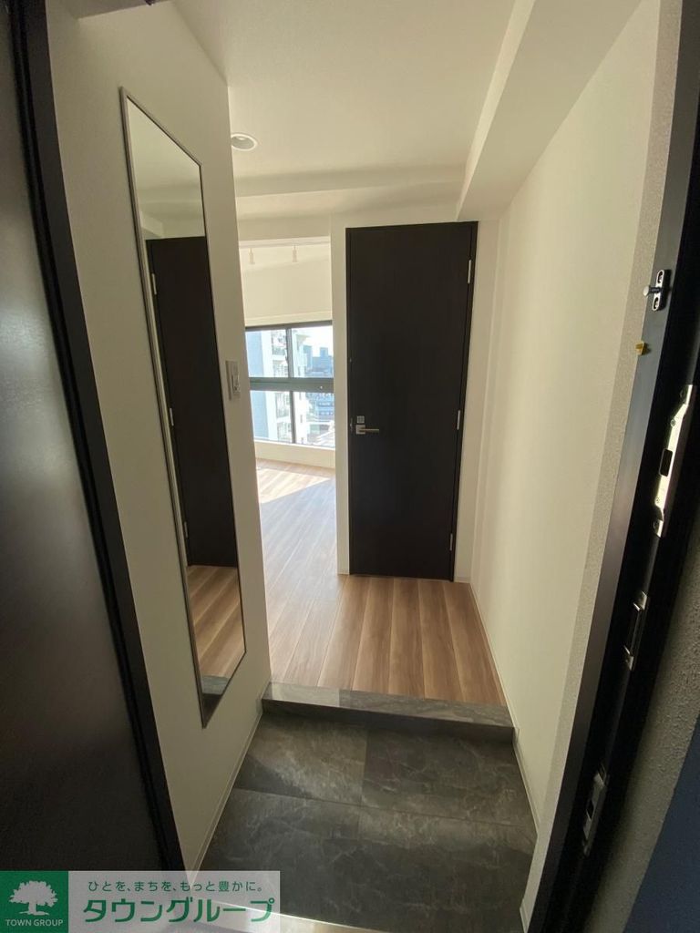 玄関　※1001号室参考写真です※