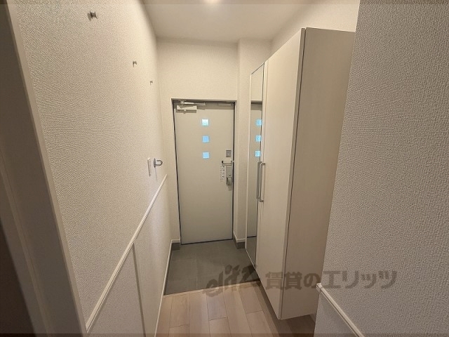 阪急伊丹線 伊丹駅 徒歩24分 2階建 築1年の玄関写真