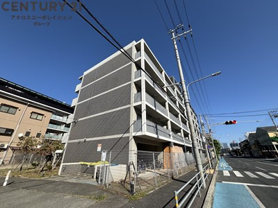 建物外観　エレベーター付きで重たい荷物も楽々♪