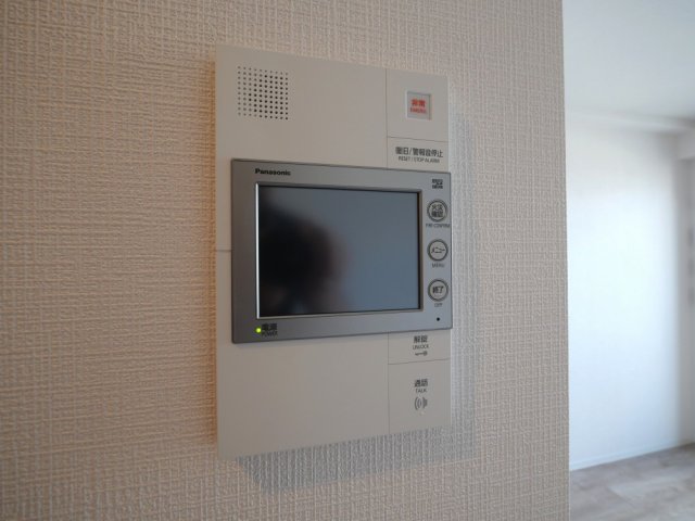 セキュリティ　モニター付きインターフォンです。