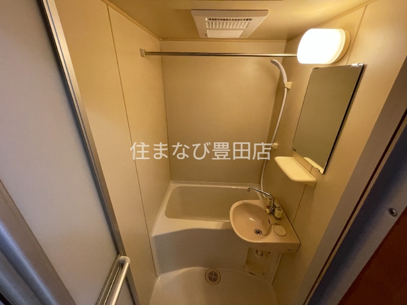 バス・シャワールーム　同型タイプ