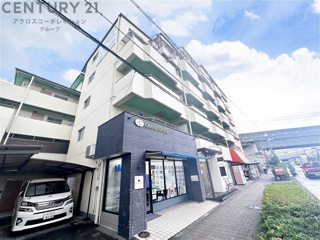 建物外観　エレベーター完備☆