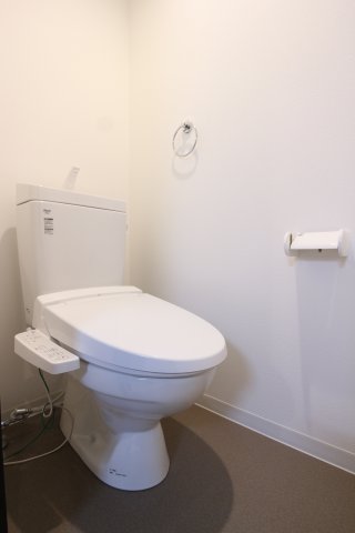 ジーメゾン東垂水のトイレ写真