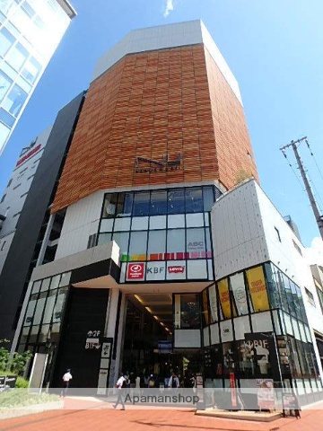 ショッピングセンター　NU茶屋町（ショッピングセンター）まで814m