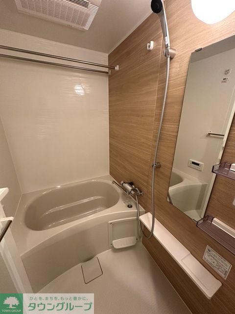 バス・シャワールーム　※写真は同タイプ住戸です。