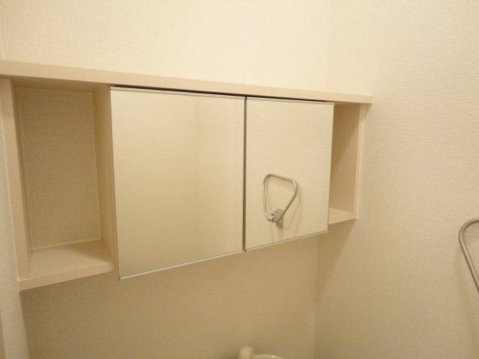 収納　トイレ収納