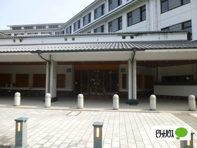 小学校　小田原市立三の丸小学校（小学校）まで1175m