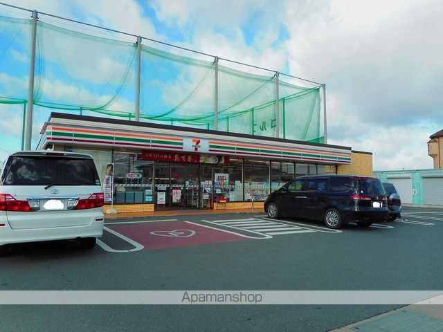 コンビニ　セブンイレブン（コンビニ）まで5605m