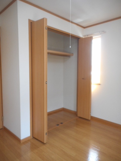 収納　図面と現状に相違がある場合には現状を優先