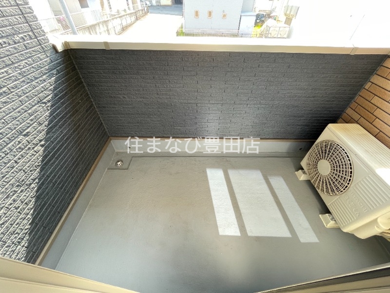 バルコニー　同型別部屋写真
