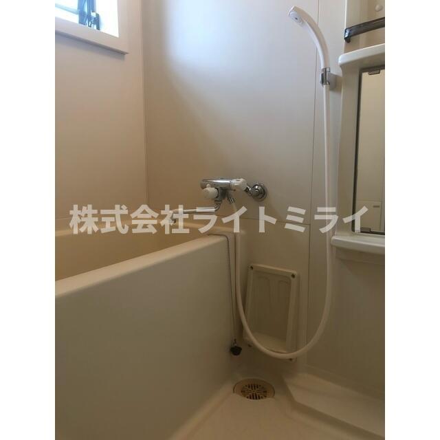 バス・シャワールーム　?