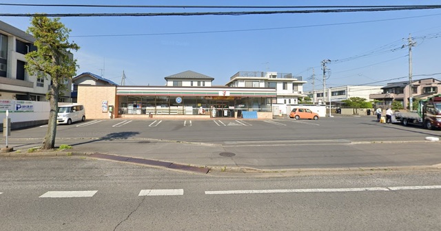 コンビニ　セブンイレブン取手戸頭8丁目店（コンビニ）まで102m