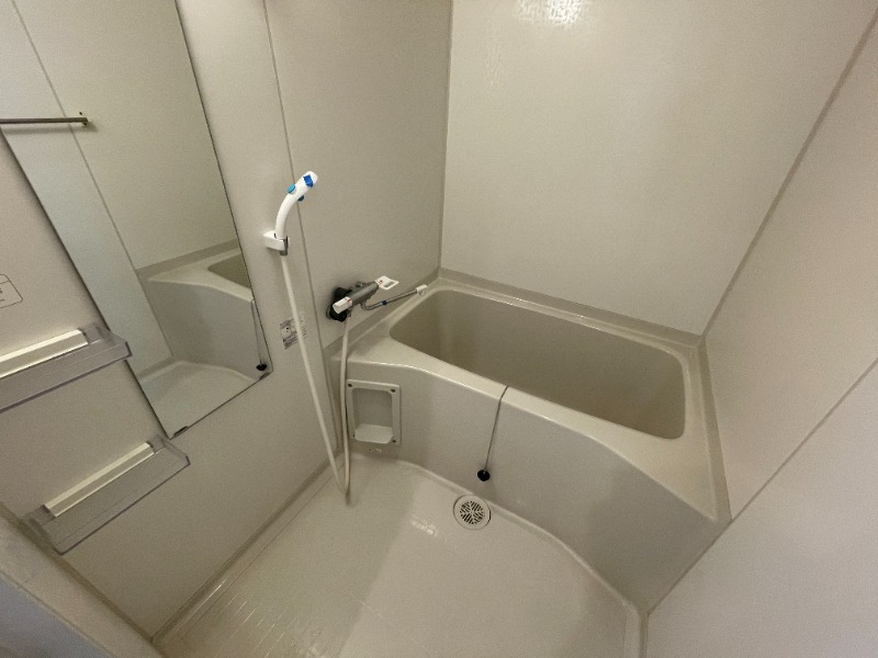 リヴェール綾堀川の風呂写真