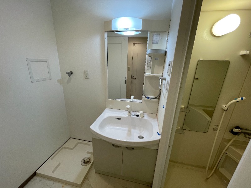 リヴェール綾堀川の内装写真