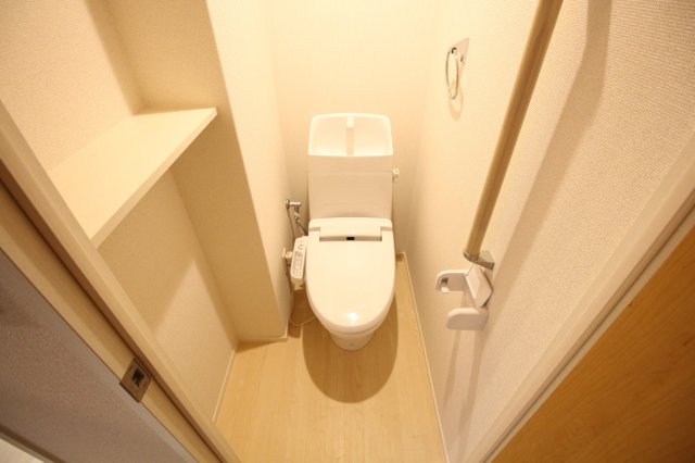 その他　トイレは清潔感が命！（手摺り付きは1Fのみ）